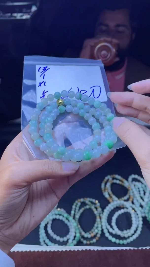 【闪购商品】定制翡翠未镶嵌珠串