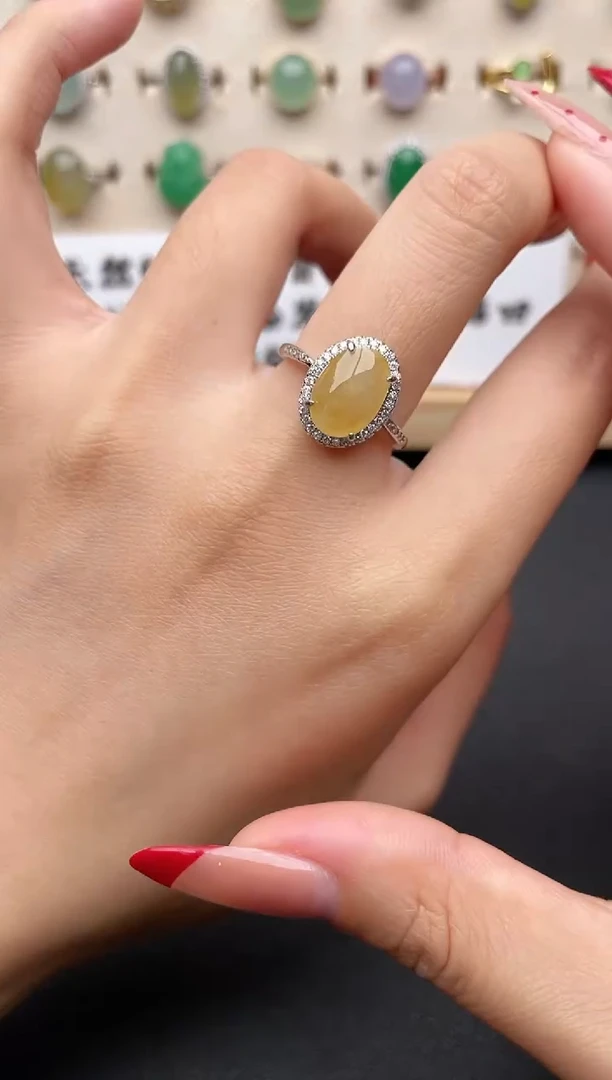 【闪购商品】翡翠戒指银S925镶嵌一物一证一礼盒