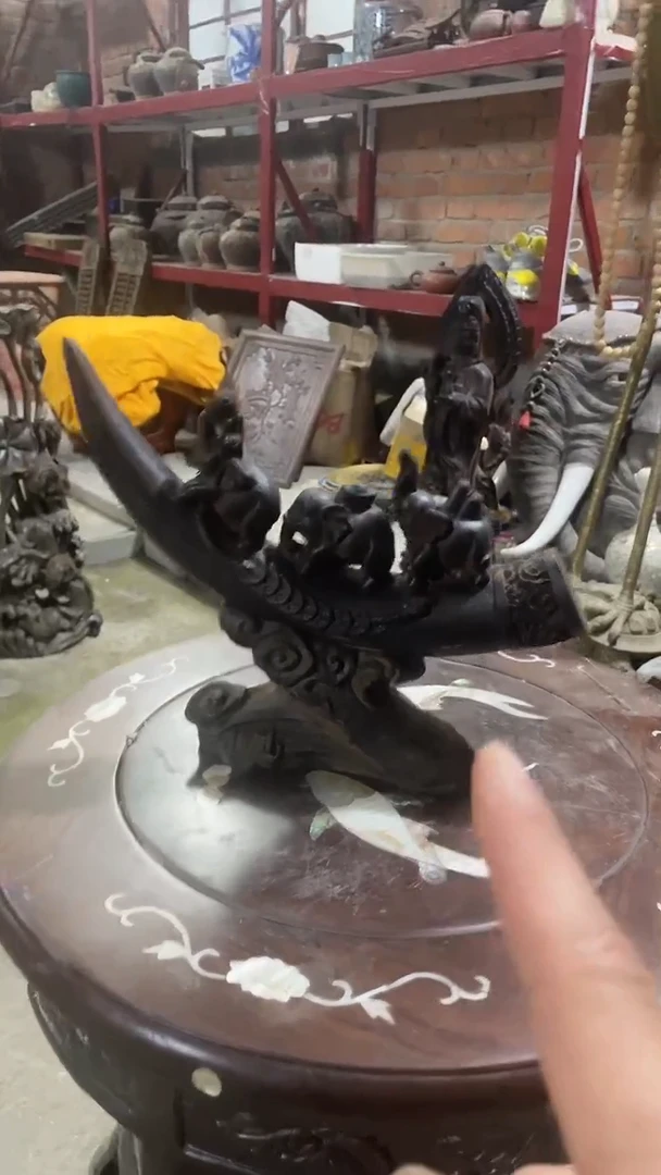 【闪购商品】木木雕新年快乐 香木摆件