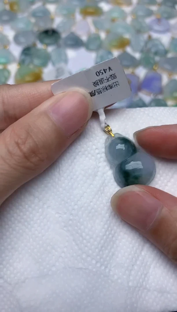 翡翠18K金镶嵌颈饰天然A货翡翠