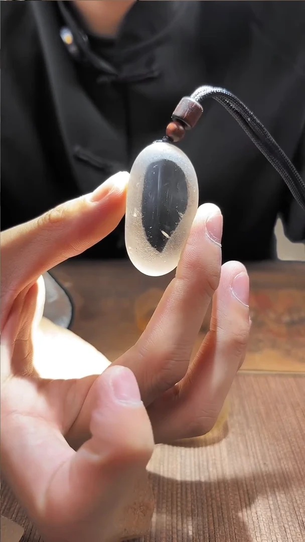 未镶嵌吊坠(赠链)水晶水晶