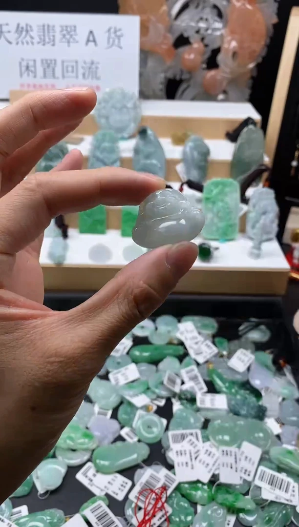 【闪购商品】翡翠颈饰未镶嵌25佛公