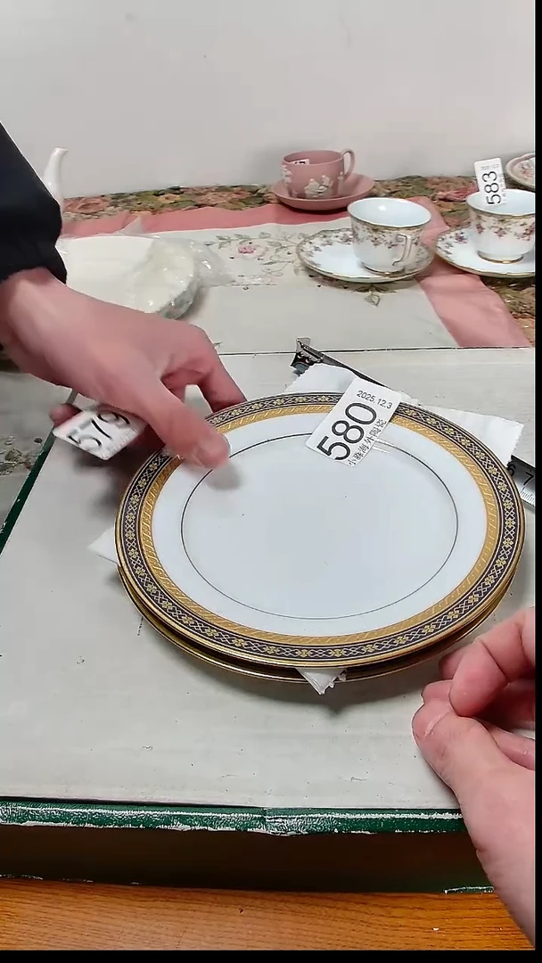 瓷片清*小淼海外陶瓷工艺品
