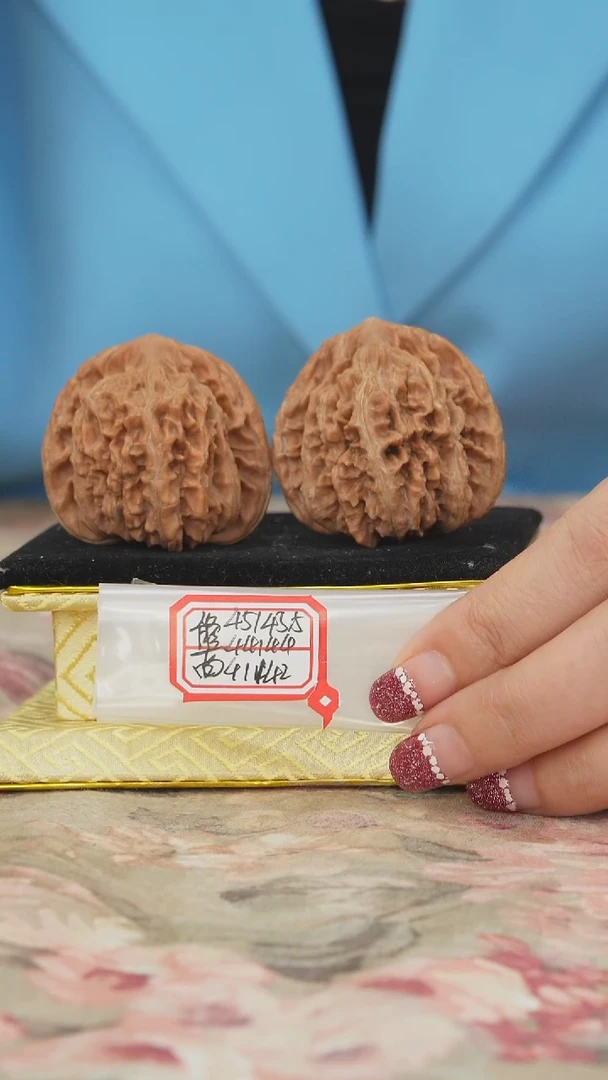 把件文玩核桃平谷四座楼