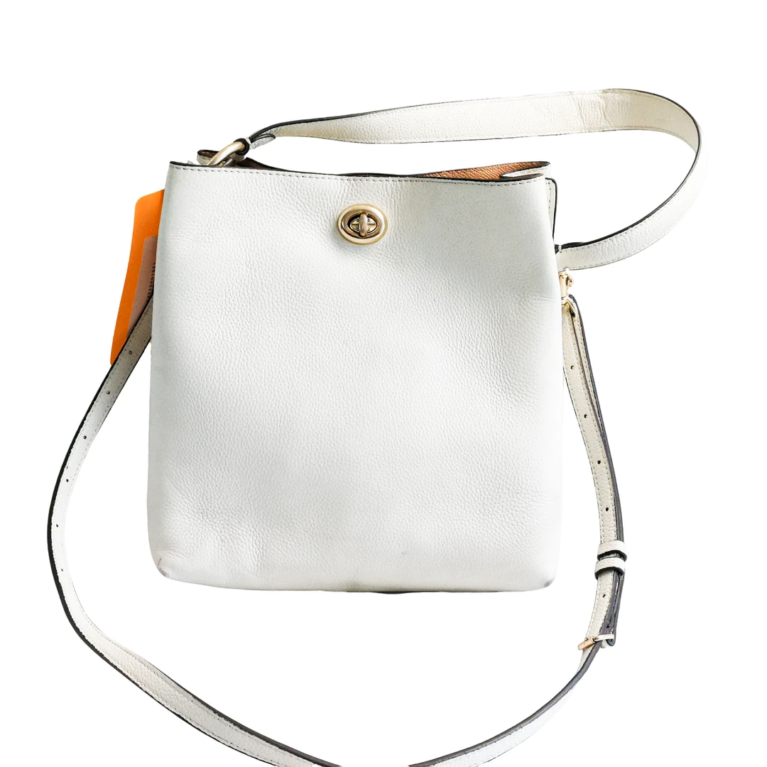 95新 COACH/蔻驰 coach 白色大水桶包 a022252