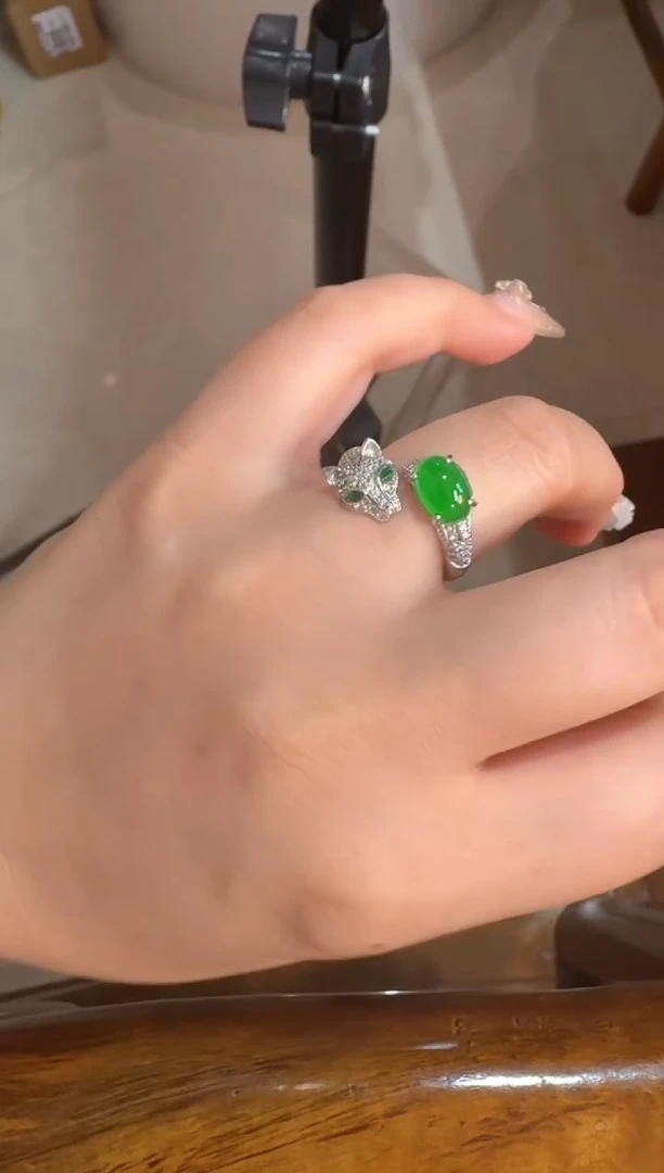 【闪购商品】翡翠戒指银S925镶嵌天然A货翡翠戒指