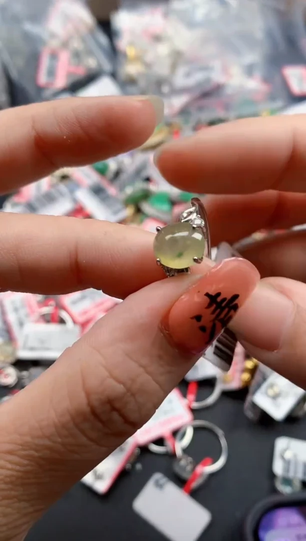 银S925镶嵌戒指翡翠天然A货缅甸翡翠