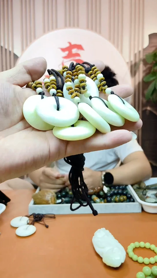 蛇纹石玉未镶嵌笔搁多样性随机发一