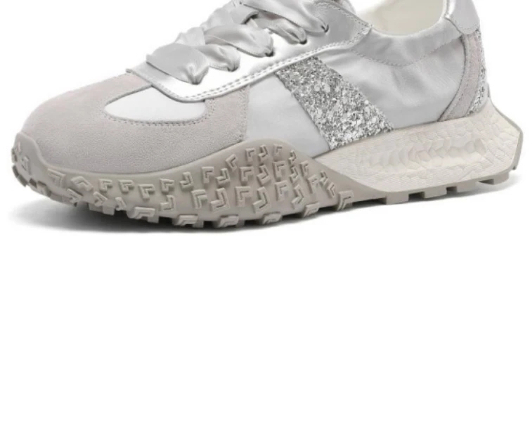 13-4-05时尚高货女鞋德训鞋