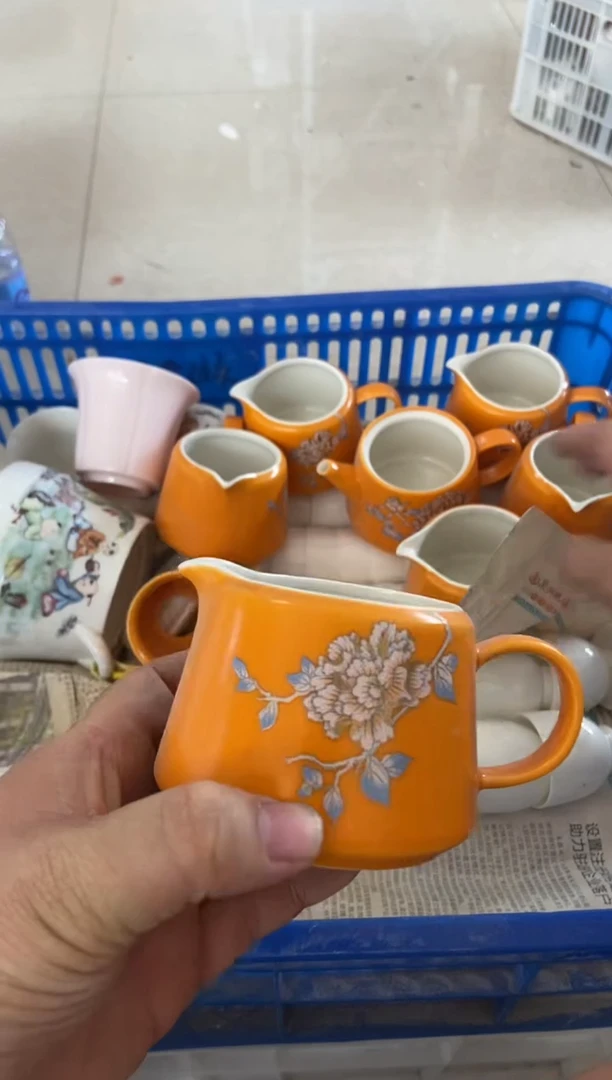 杯无运费险有瑕疵的摄影的产品有使用过的痕迹有点脏介意勿拍