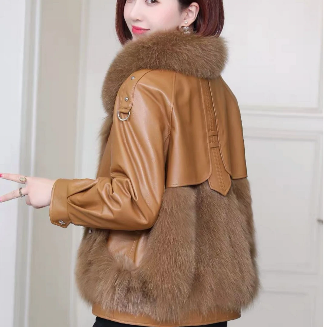 2025冬款托卡海宁高蛋白绵羊皮时尚显瘦皮毛一体外套140-68