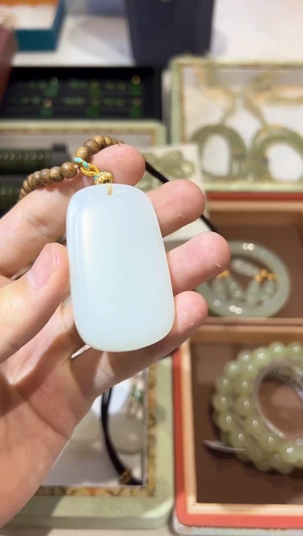 和田玉未镶嵌颈饰W6100-多样性发一件