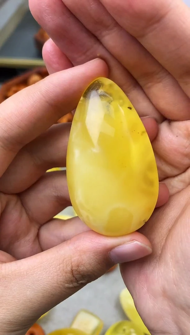 【闪购商品】琥珀珠宝奇石未镶嵌150