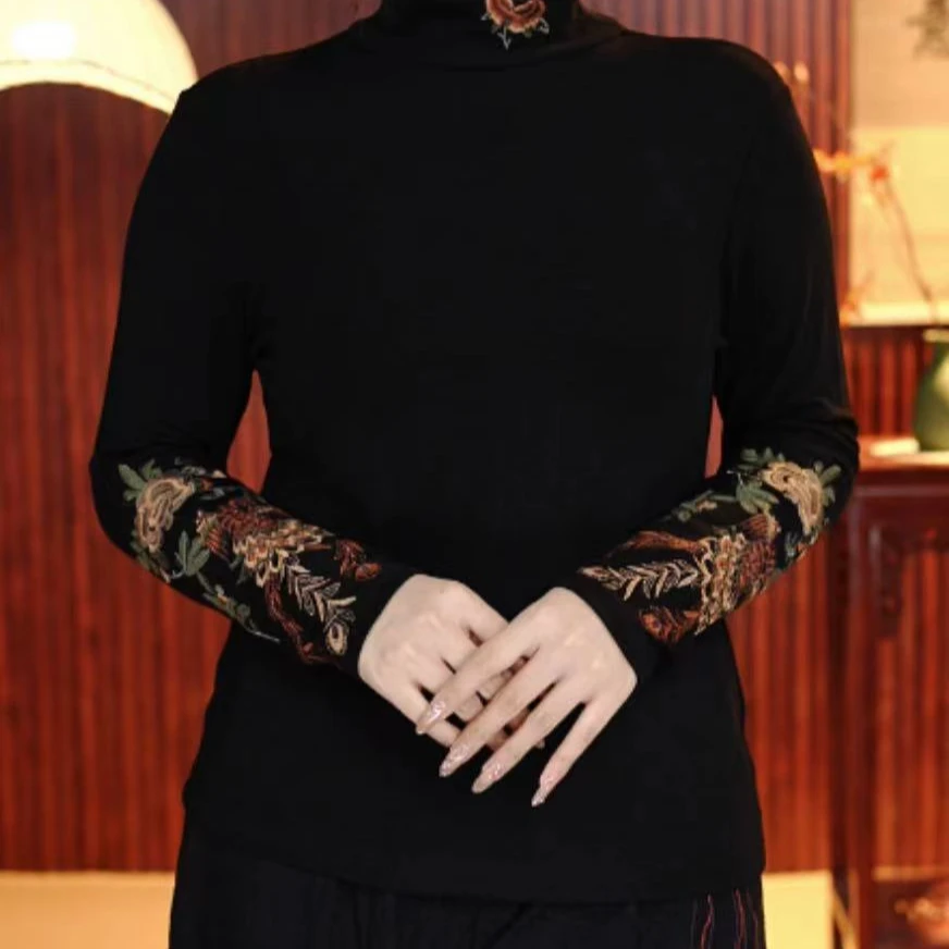 （金兰）2025新中式国风鳯串牡丹针织打底宽松款绣花半高领