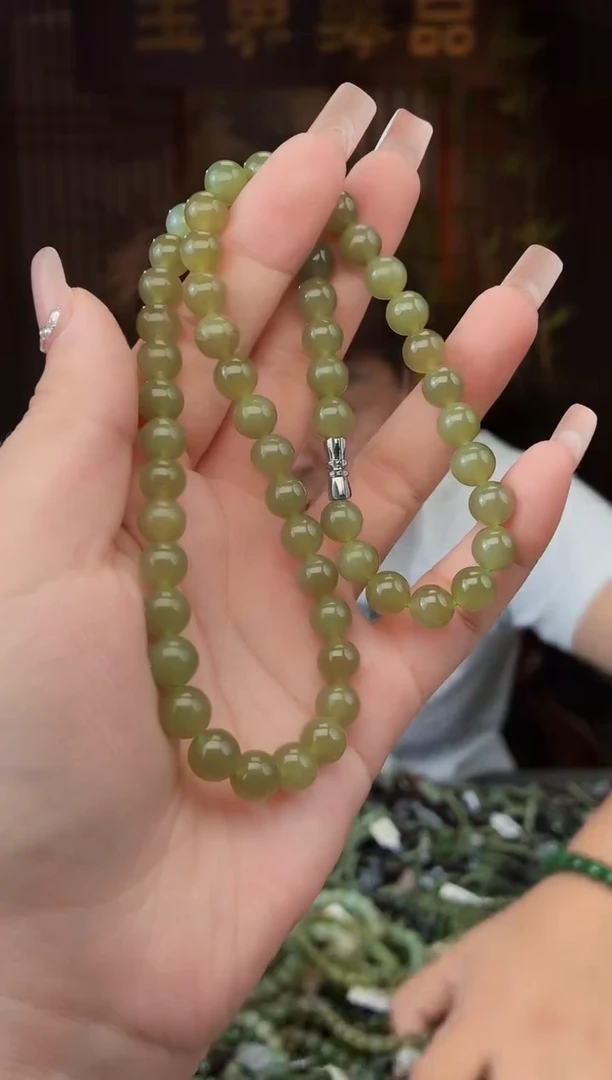 和田玉未镶嵌颈饰拍一发一