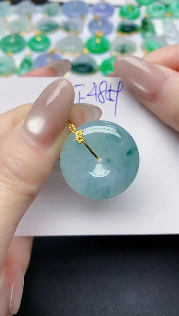 颈饰18K金镶嵌翡翠天然缅甸A货翡翠百元以上9元证书费自理