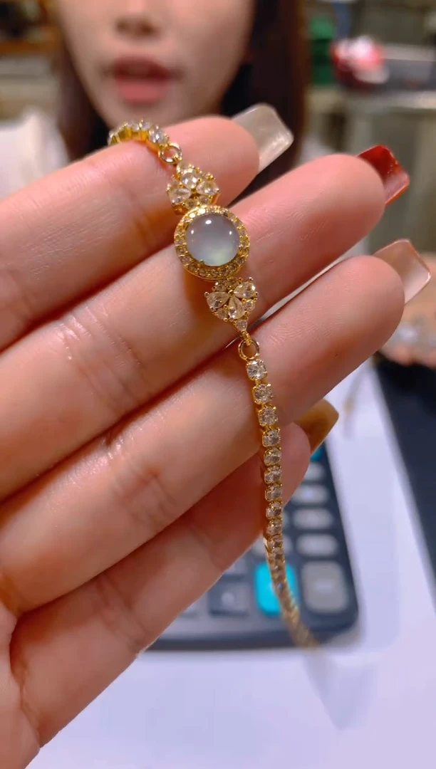 未镶嵌手链翡翠多样性发一