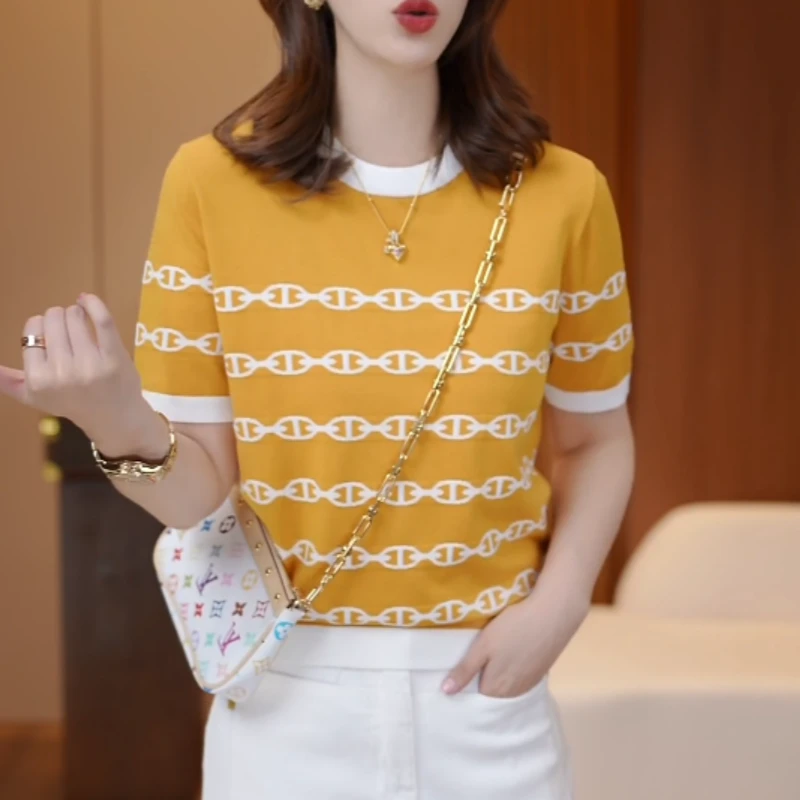 2025年春夏新品高端圆领休闲上衣女时尚通勤显瘦百搭别致短袖T恤