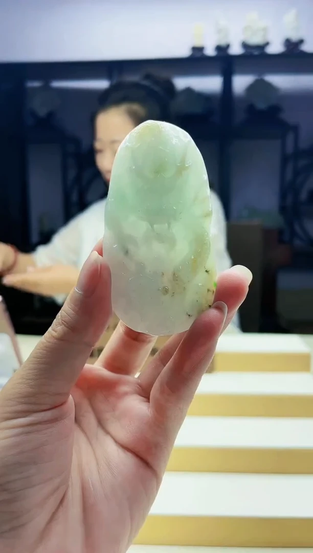 颈饰未镶嵌翡翠09120273