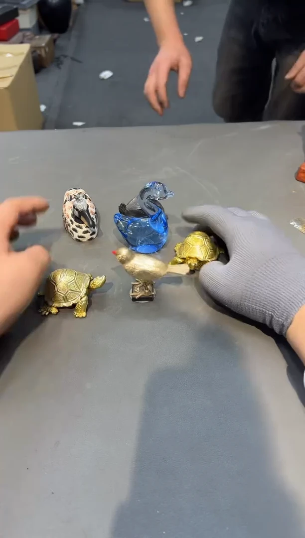 琉璃《****剧工艺品小四孤品收藏