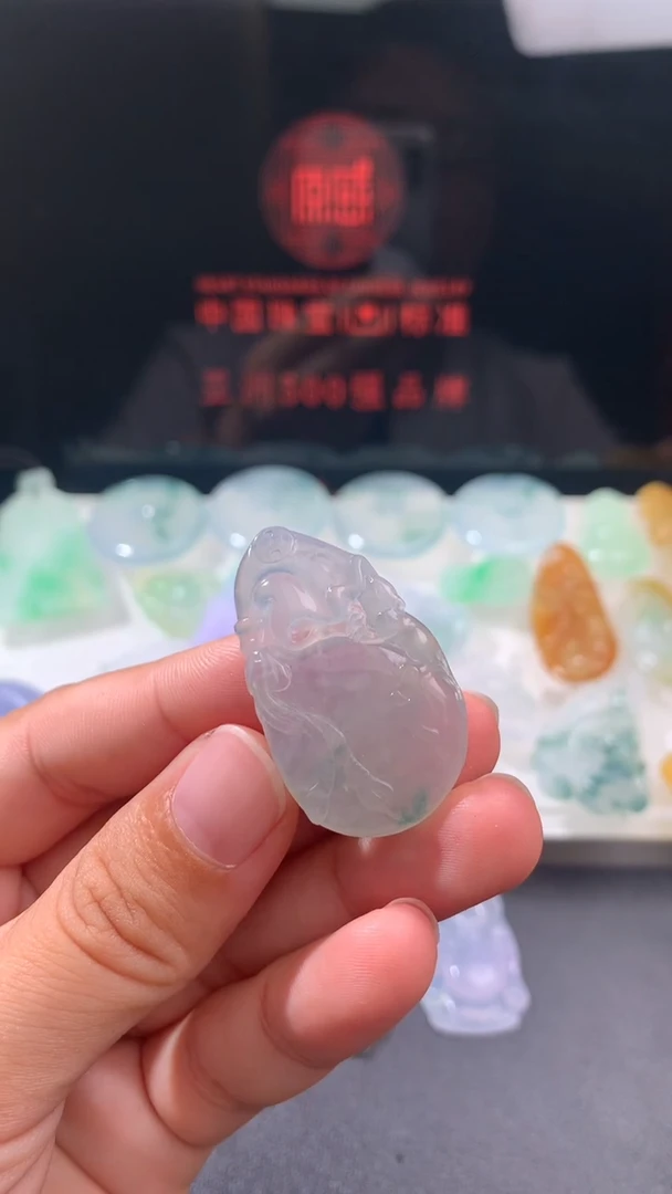 未镶嵌定制翡翠