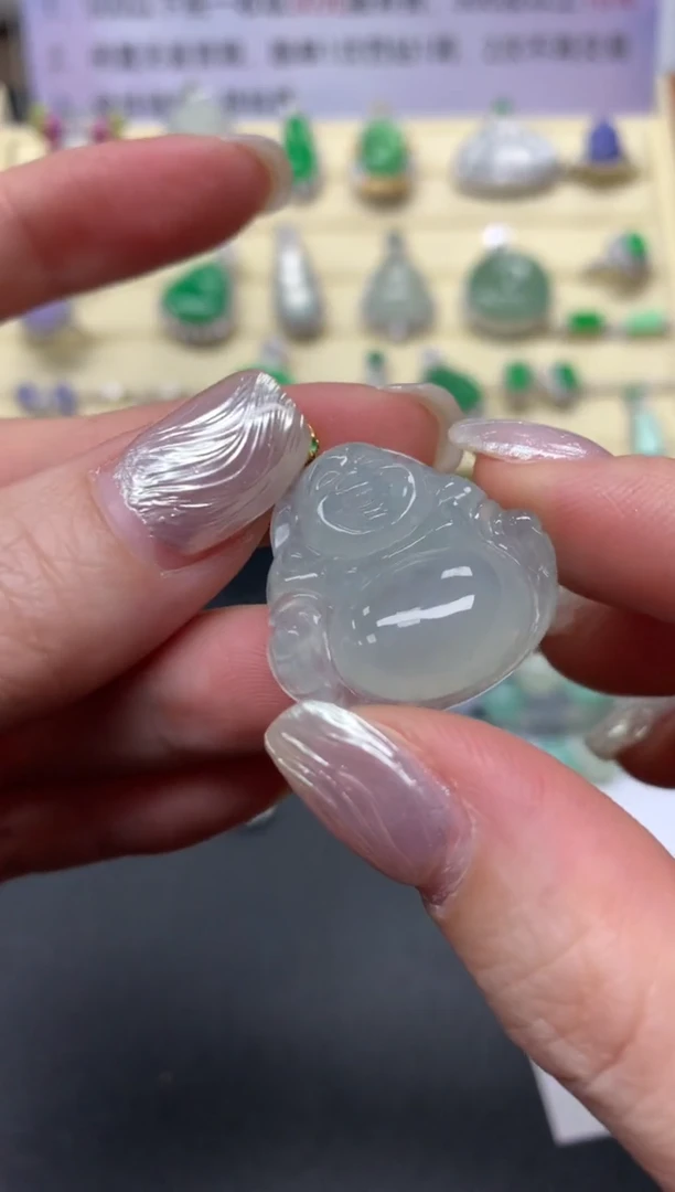 【闪购商品】翡翠吊坠(不含链)18K金镶嵌吊坠|900+90