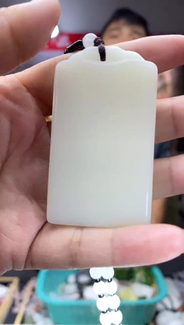 颈饰未镶嵌石英质玉天然玉石未镶嵌颈饰