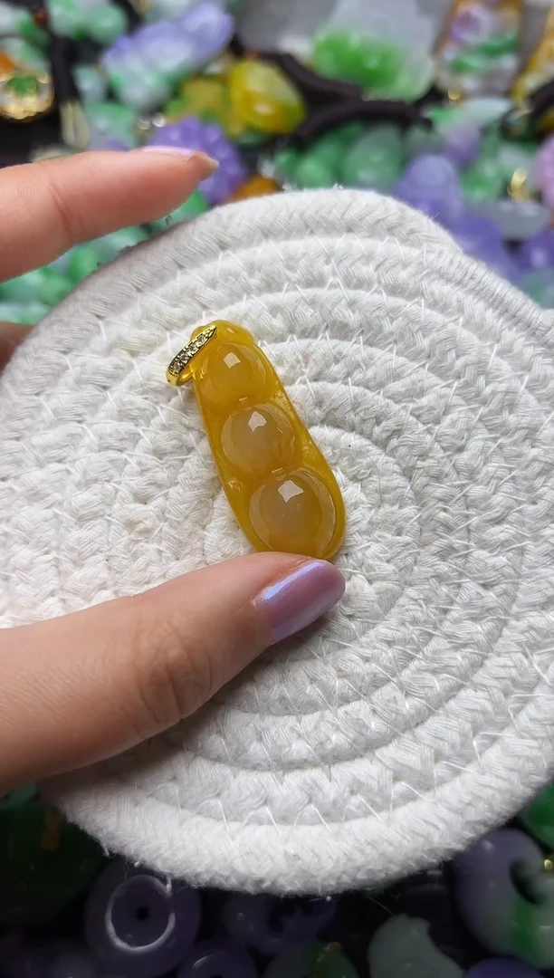颈饰未镶嵌翡翠缅甸翡翠吊坠