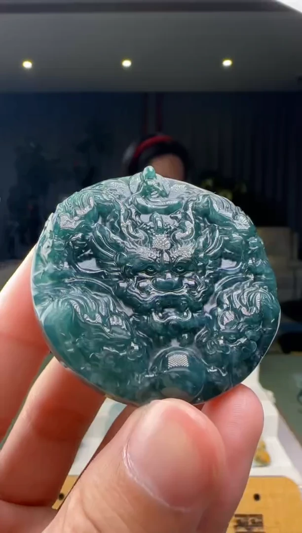 【闪购商品】翡翠吊坠(不含链)未镶嵌多样性发一XM@@60B7J09001