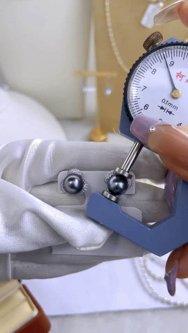 银S925镶嵌耳钉海水珍珠多样性发其一