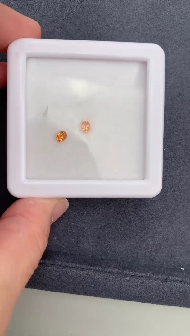 【闪购商品】石榴石（芬达石）裸石未镶嵌70分芬达配对