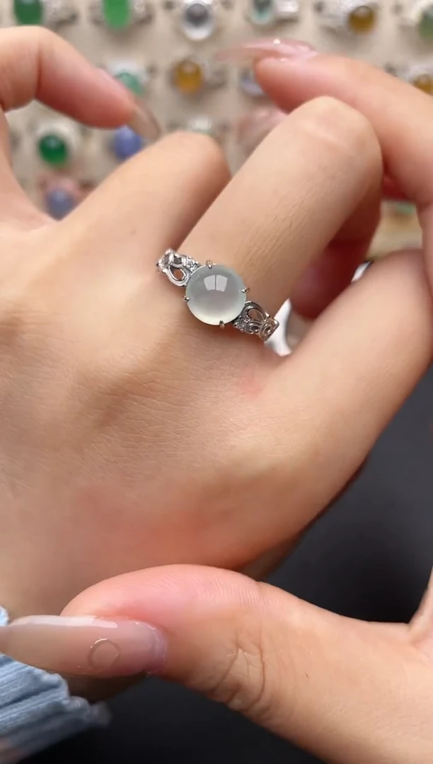 【闪购商品】翡翠戒指银S925镶嵌一物一证一礼盒