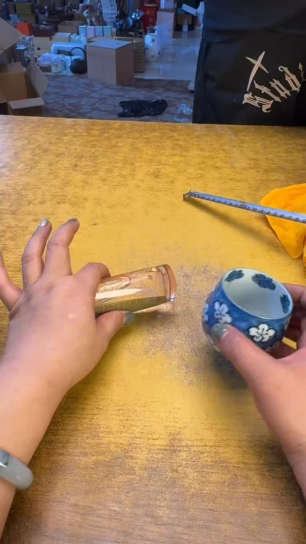 瓷器瓷器瓷器瑕疵145卡粉护发碗