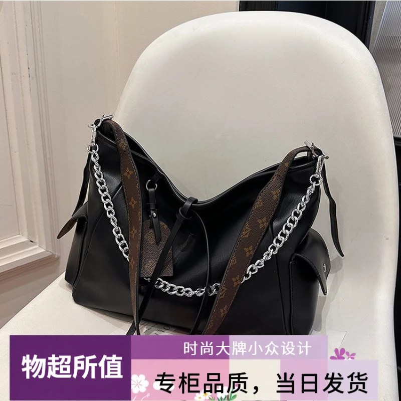 黑武士包包女款爆款2025新款大容量通勤包托特包百搭单肩包手提包