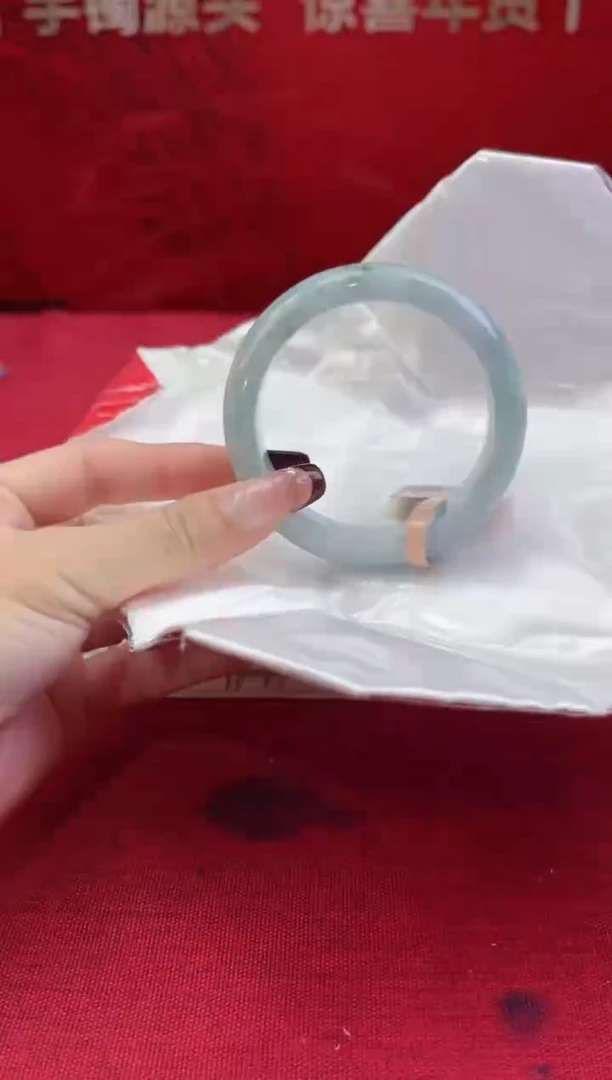 【闪购商品】翡翠手镯未镶嵌翡翠手镯（微瑕）10