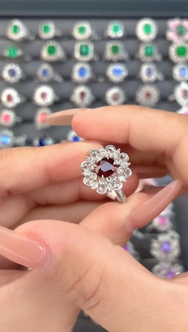 18K金镶嵌戒指红宝石-1克拉*无烧