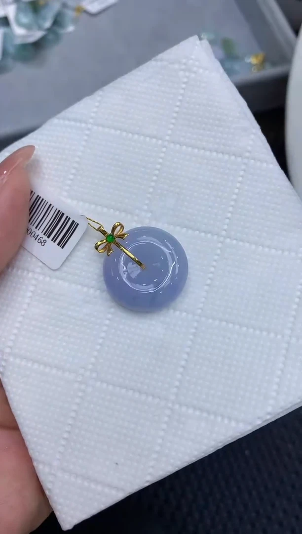 翡翠18K金镶嵌颈饰111111111