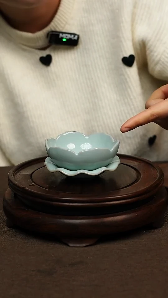 瓷片天青色 莲花茶漏 微瑕 不带礼盒
