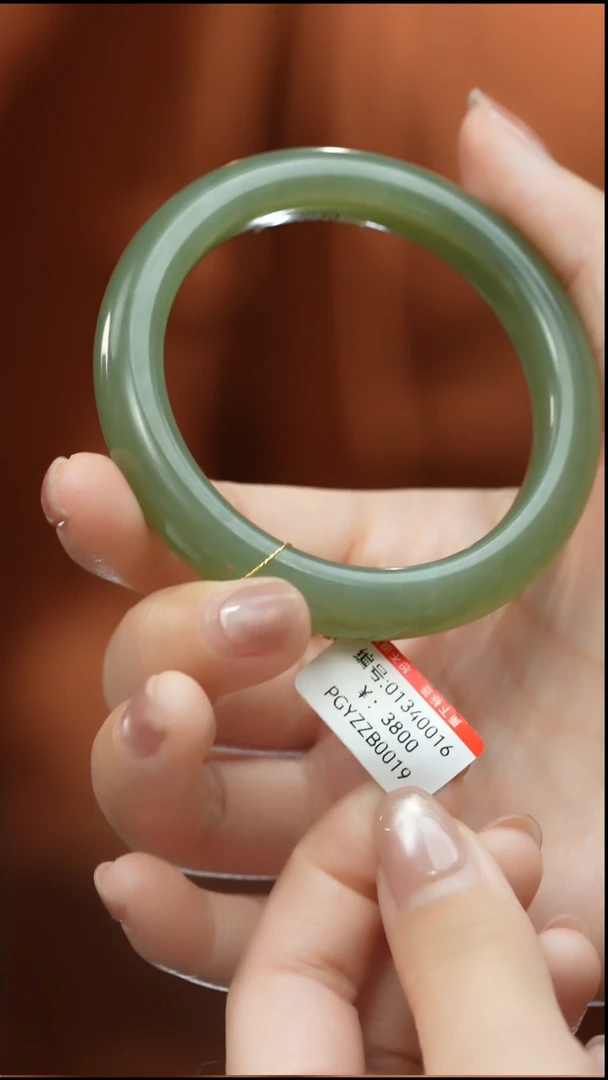 【闪购商品】和田玉颈饰未镶嵌手镯   56