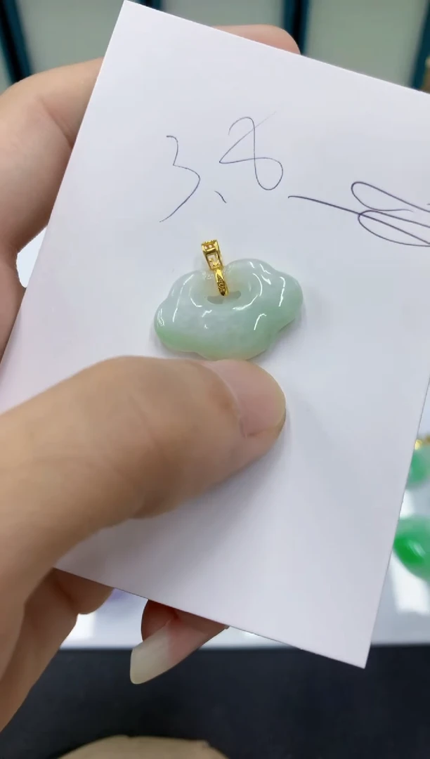 颈饰未镶嵌翡翠翡翠
