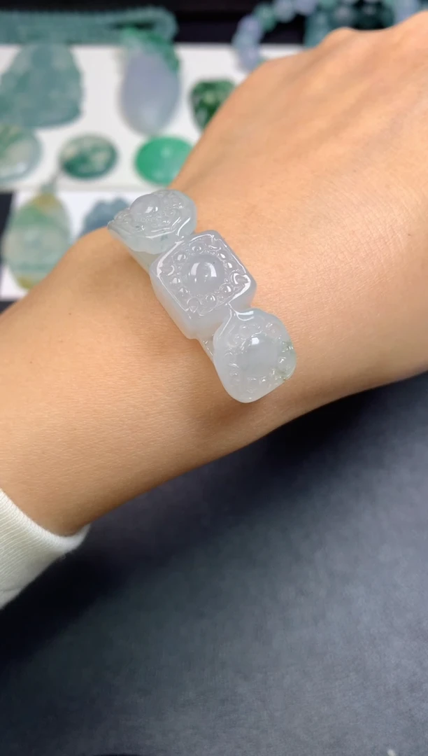 【闪购商品】定制翡翠未镶嵌0514904610