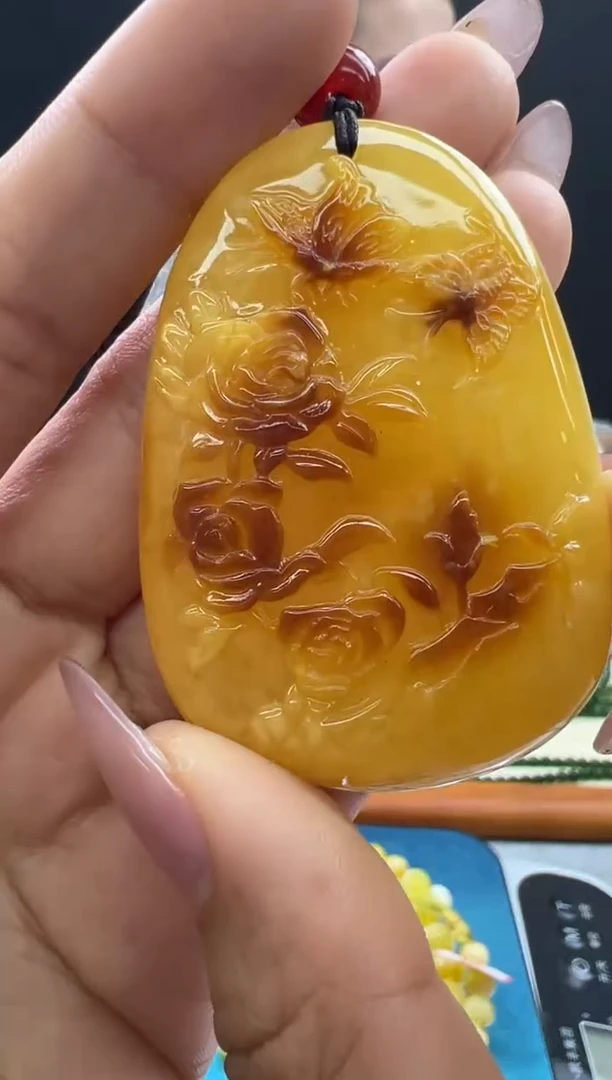 【闪购商品】琥珀颈饰未镶嵌53秒拍号