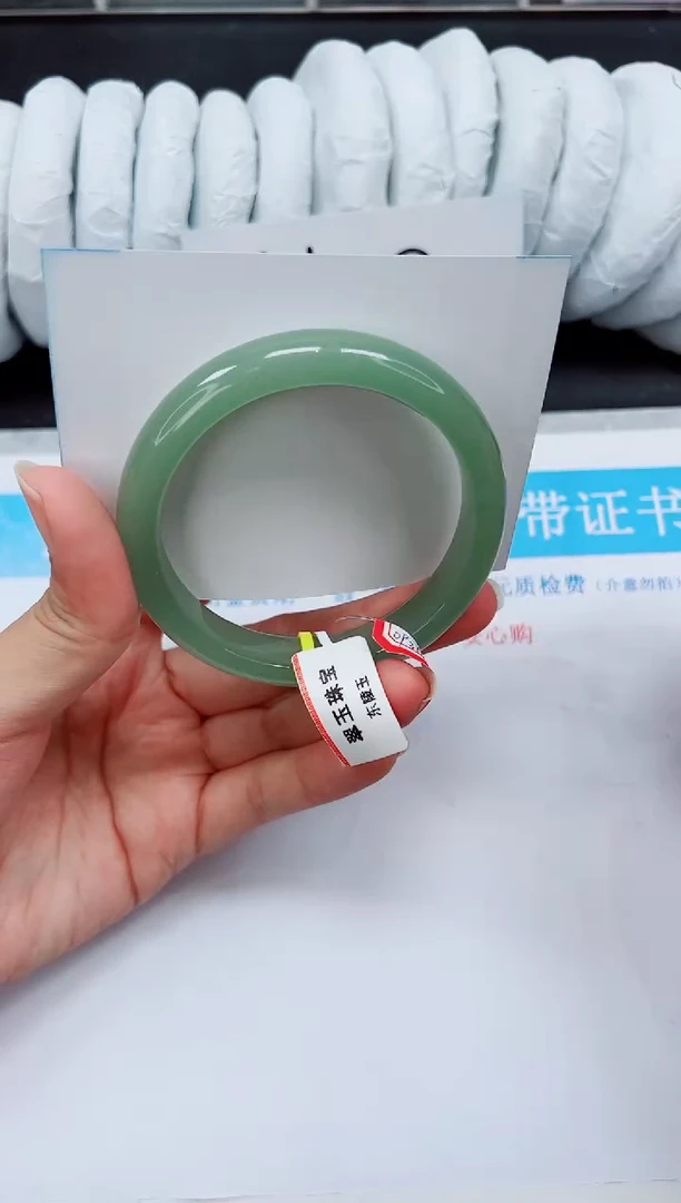 未镶嵌手镯石英质玉D14-60.3