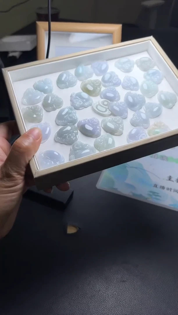 未镶嵌挂件翡翠多样性发一件佛公111