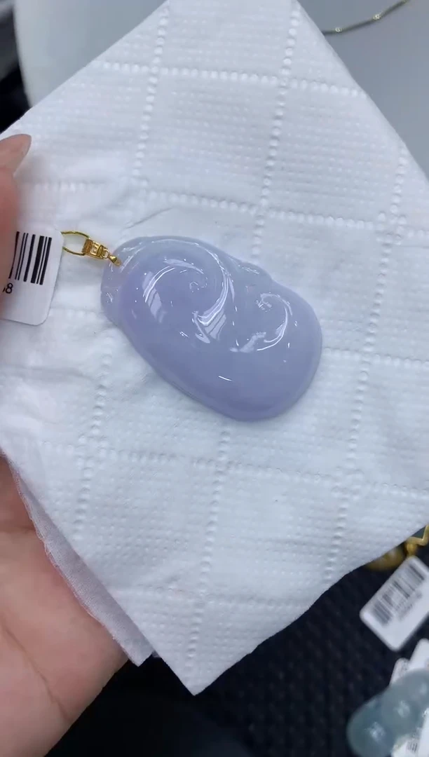 翡翠18K金镶嵌颈饰111111111
