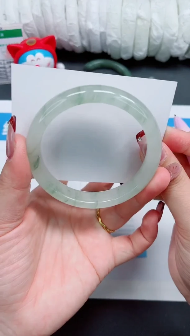 【闪购商品】石英质玉手镯未镶嵌108