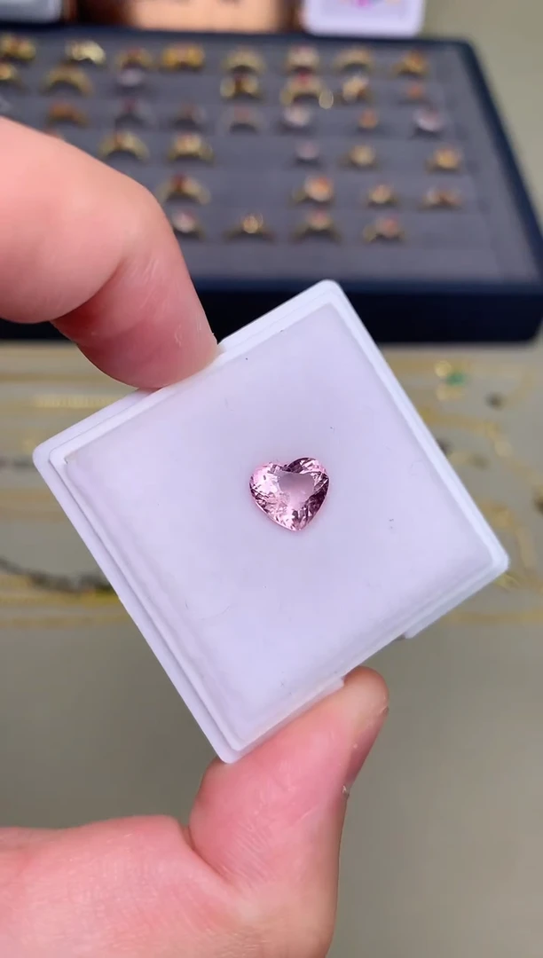 【闪购商品】绿柱石（摩根石）裸石未镶嵌裸石