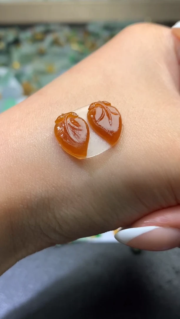 未镶嵌定制翡翠毛货 13.4-8.6-2.5