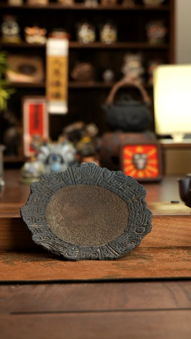 摆件饕餮壶承八五折
