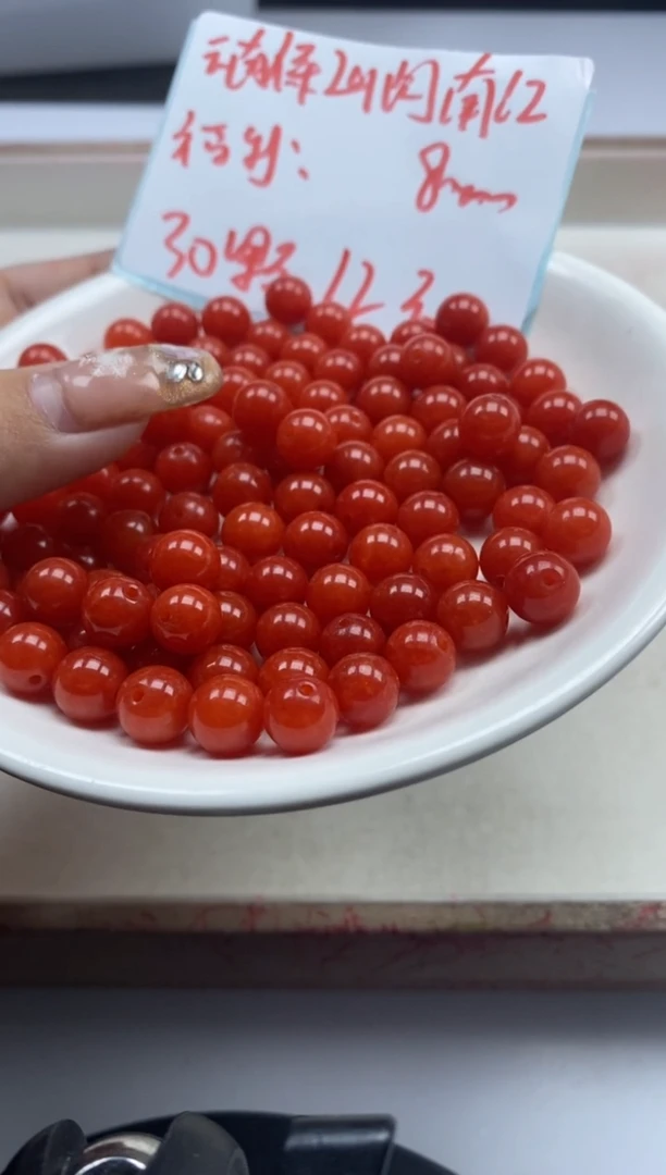 【闪购商品】玛瑙/玉髓颈饰未镶嵌w2185满肉南红8mm*30颗